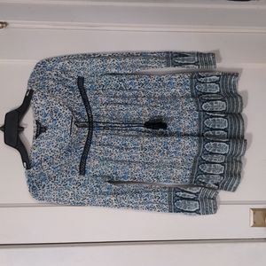 Lucky Brand size small long sleeve blue floral patterned shirt